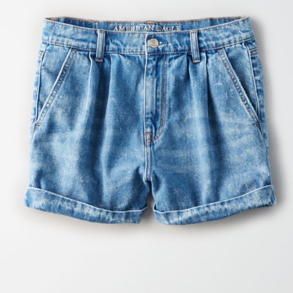 American Eagle Mom Shorts (never worn)
